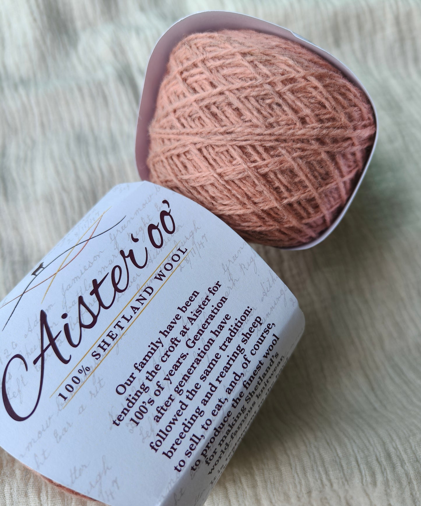 Aister 'oo' - 100% Shetland Wool