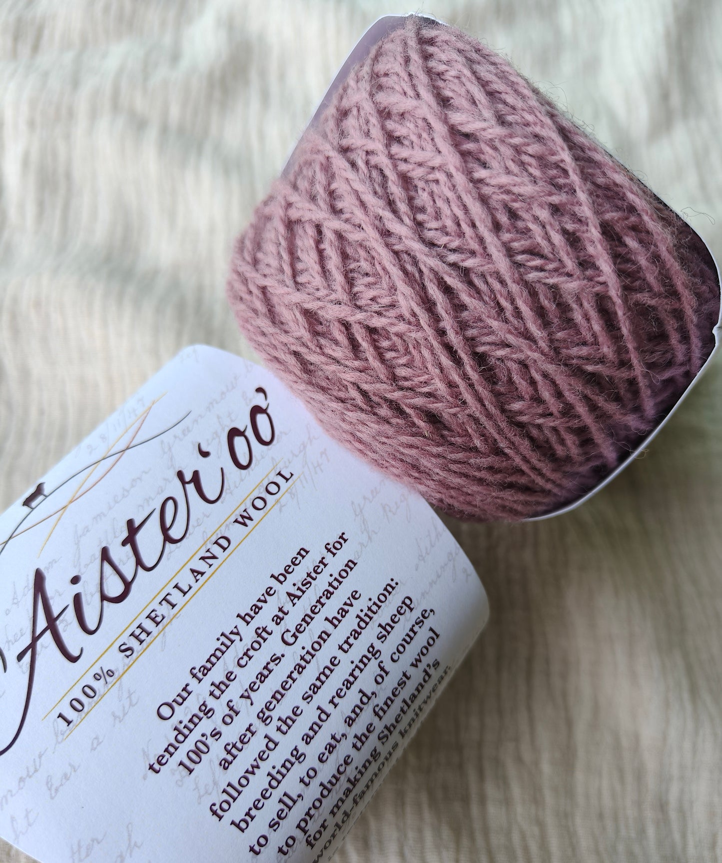Aister 'oo' - 100% Shetland Wool