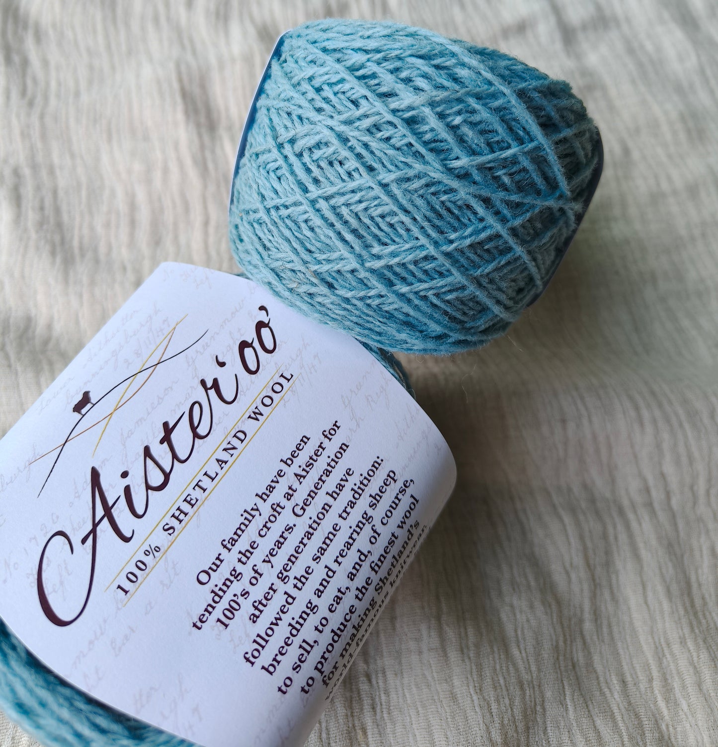 Aister 'oo' - 100% Shetland Wool