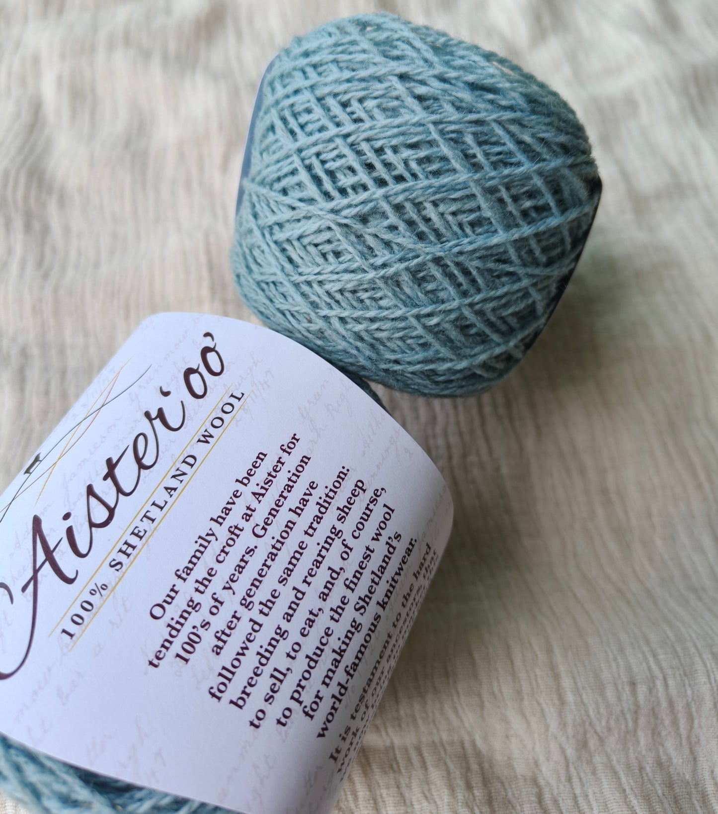 Aister 'oo' - 100% Shetland Wool