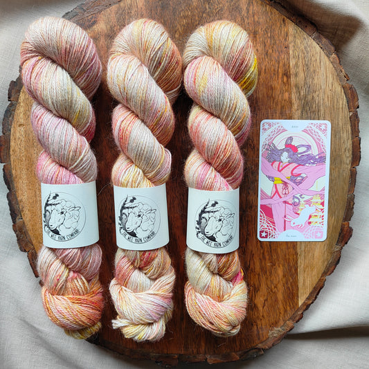 The Moon - Agnes 3ply