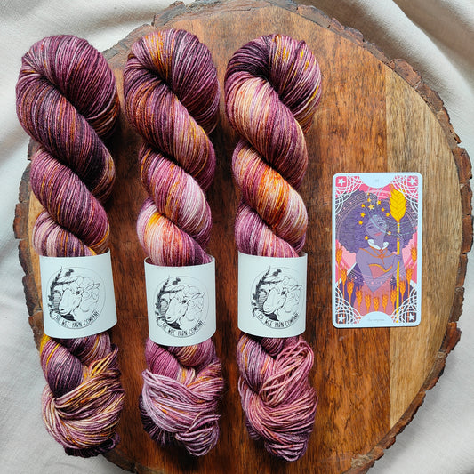 The Empress - Bonnie BFL Sock