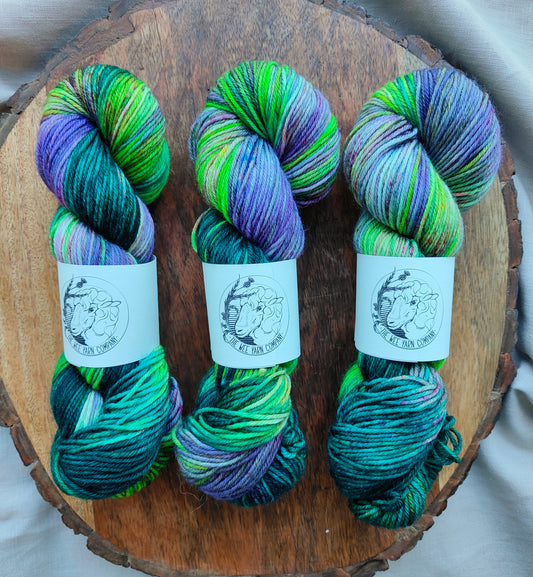 Aon-adharcach - Àrd DK