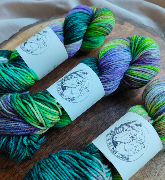 Aon-adharcach - Àrd DK