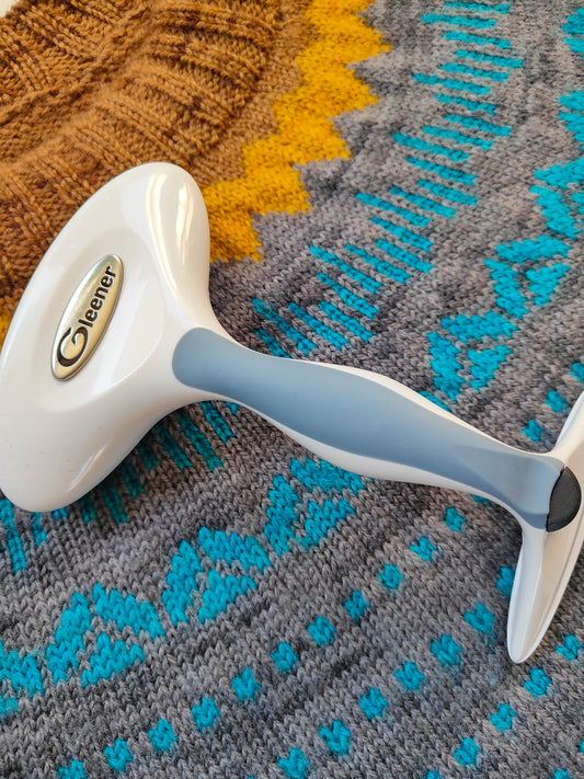Gleener 4-in-1 Fabric Shaver & Lint Brush