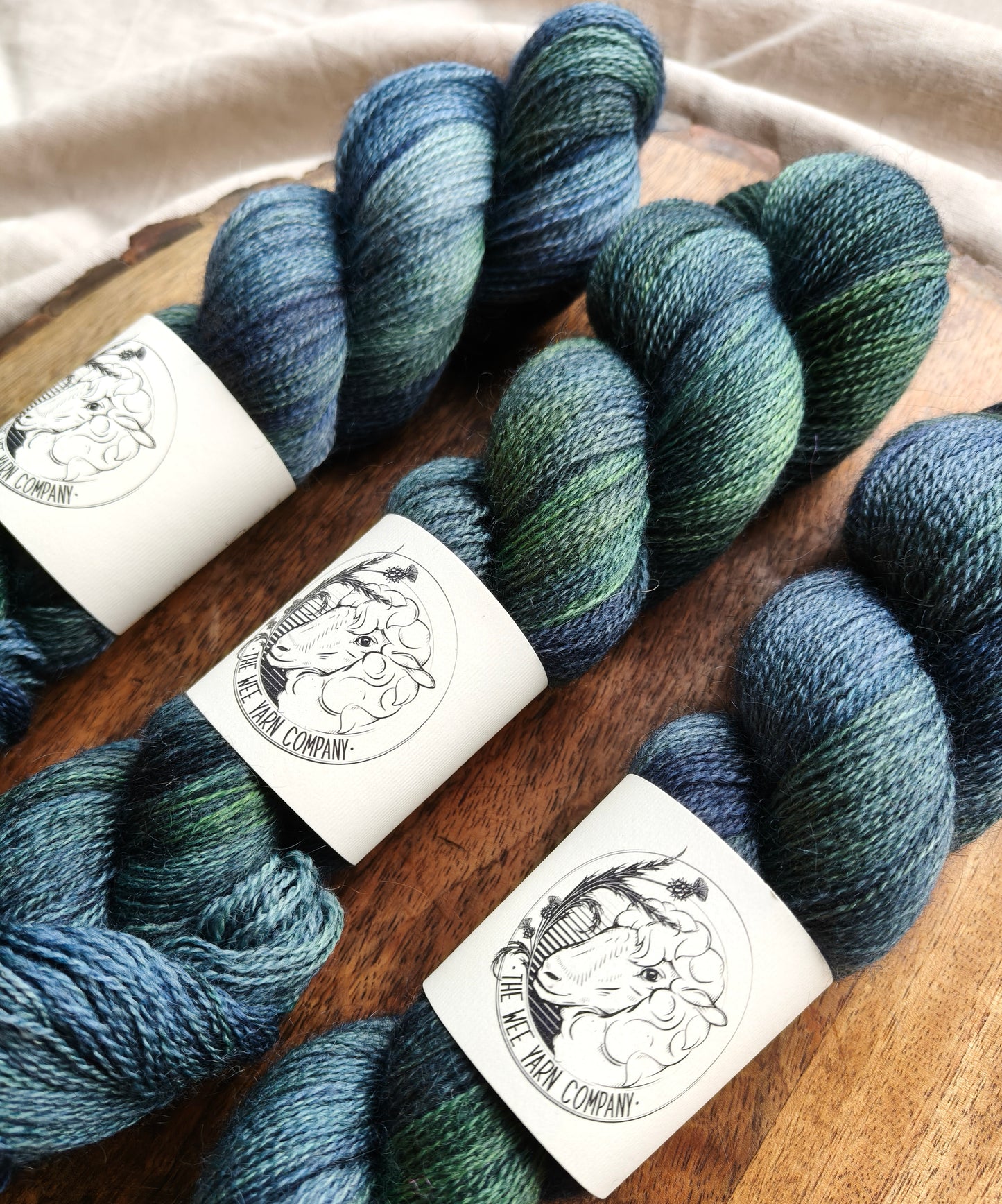 Shadows - Casta Lace