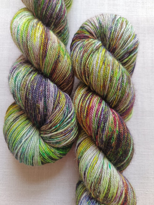 Lizard people - Yaldi Yak Sock