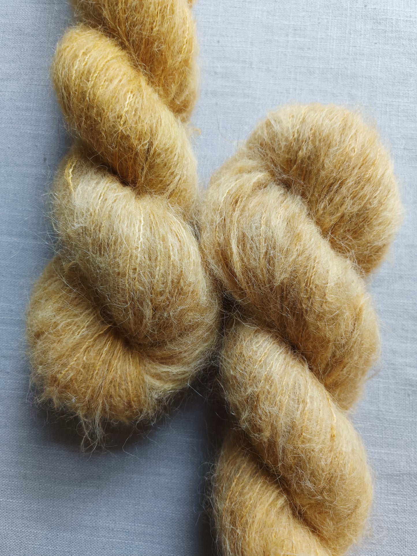 Granny's Tablet - Oosey Suri Silkpaca