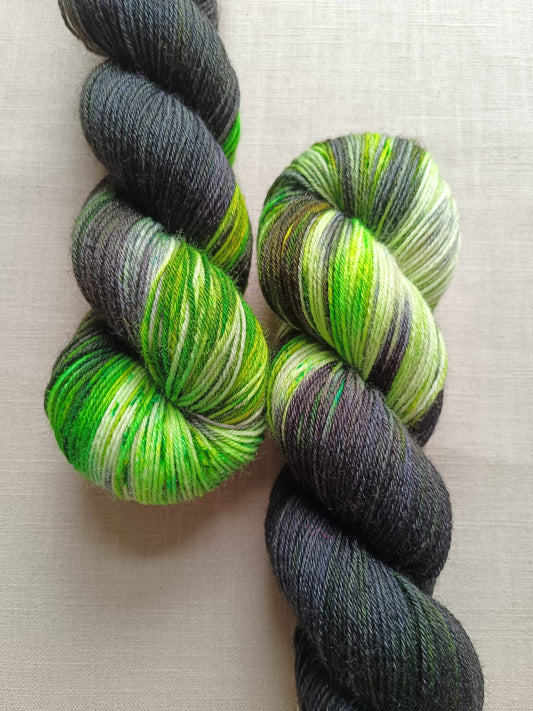 Toxic Waste - Bonnie BFL Sock