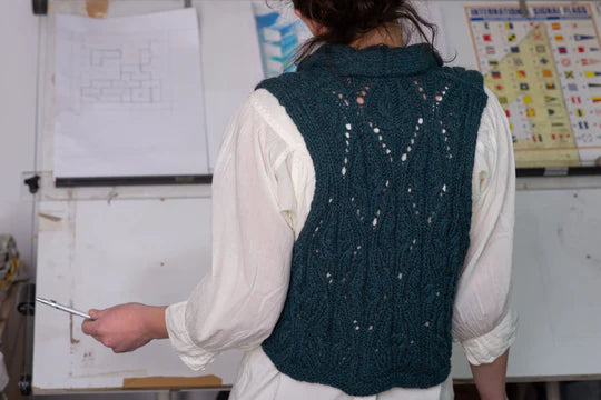 Pattern, Di Gilpin: Arabesque Gilet