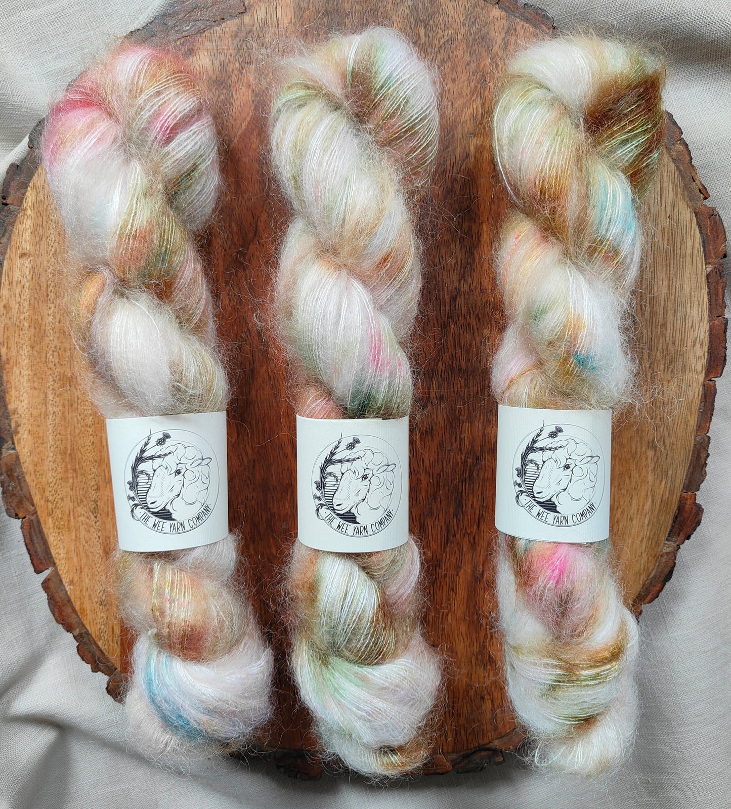 Albite - Coorie In Silk Mohair