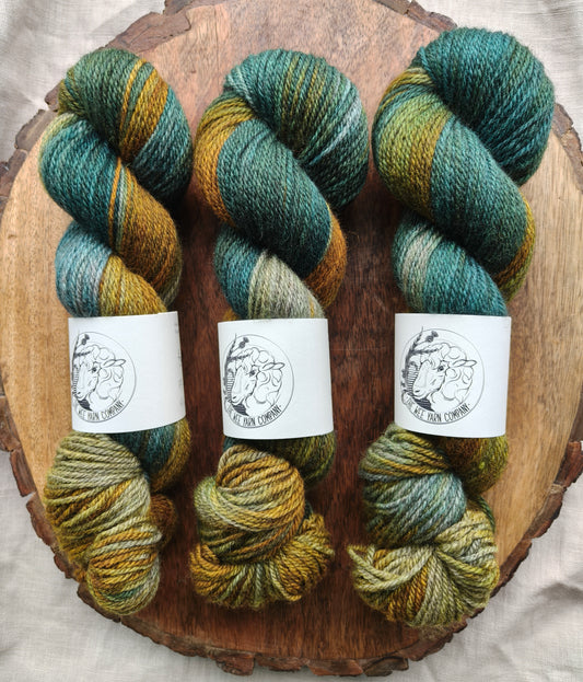 Benisseur - Dorcha Worsted