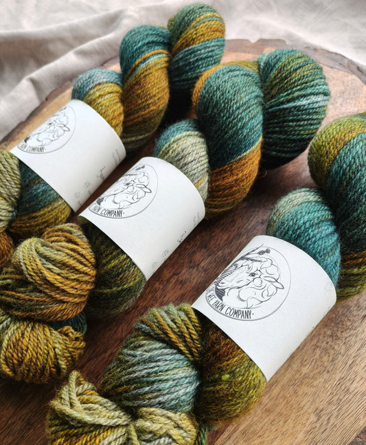 Benisseur - Dorcha Worsted
