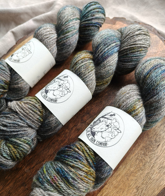 Monoco - Dorcha Worsted